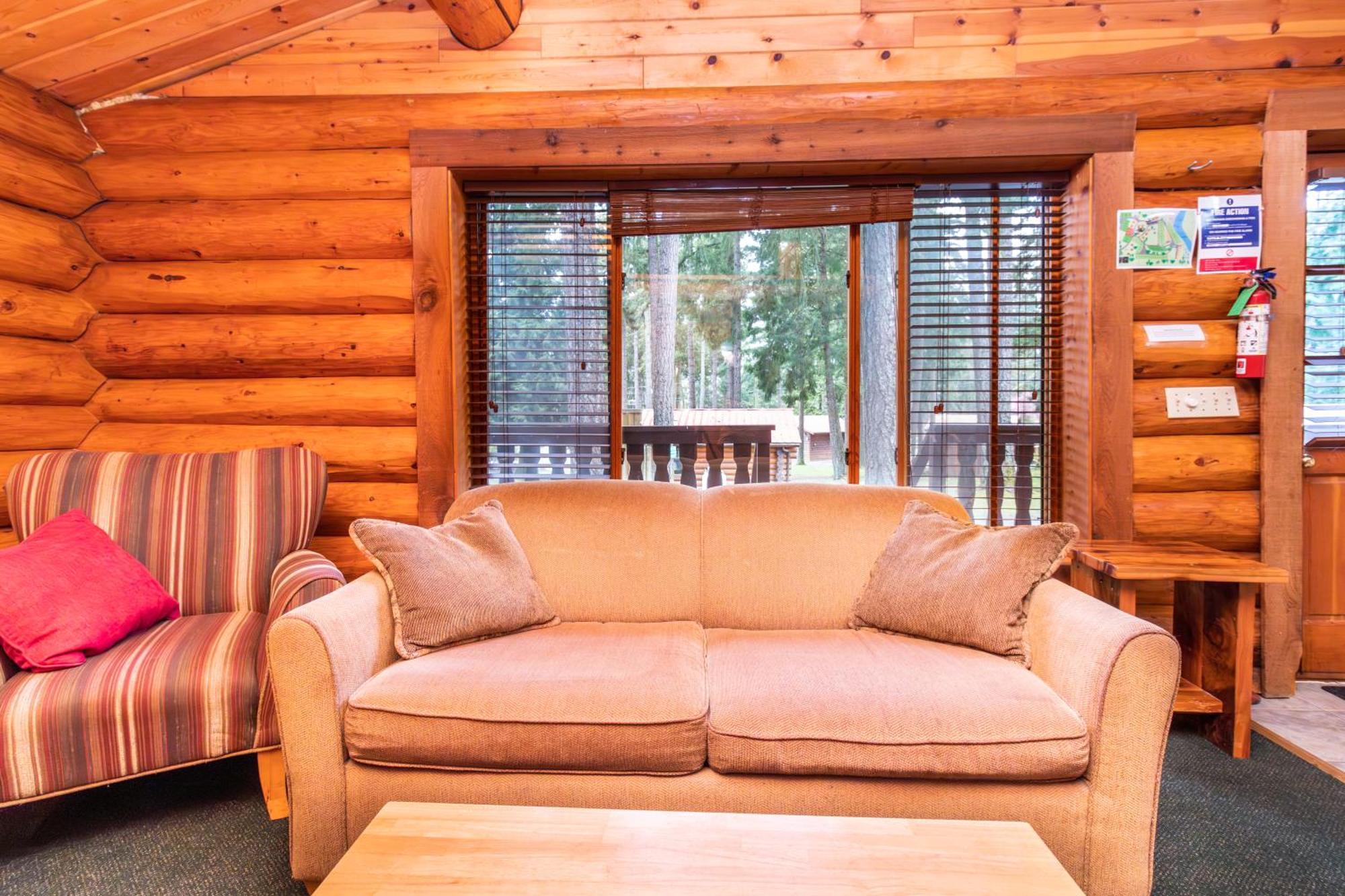 Riverbend Cottage & Rv Resort Parksville Exterior photo
