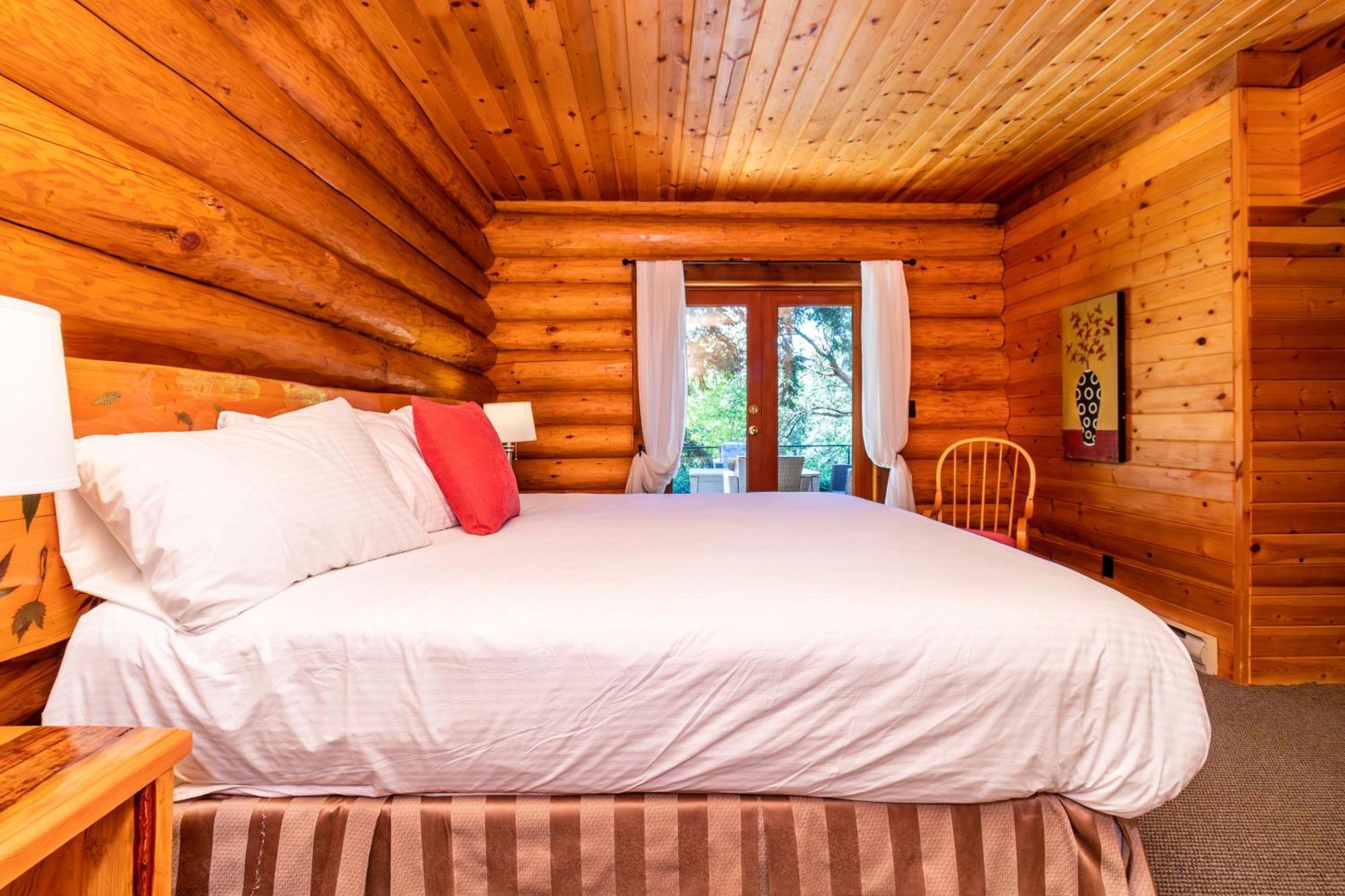 Riverbend Cottage & Rv Resort Parksville Exterior photo